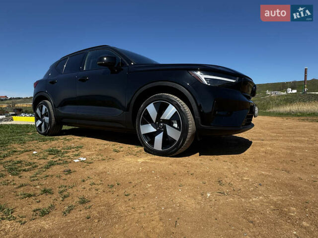 Черный Вольво XC40 Recharge, объемом двигателя 0 л и пробегом 33 тыс. км за 29999 $, фото 6 на Automoto.ua