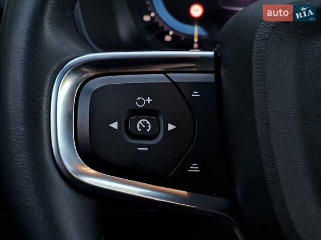 Чорний Вольво XC40 Recharge, об'ємом двигуна 0 л та пробігом 36 тис. км за 34990 $, фото 81 на Automoto.ua