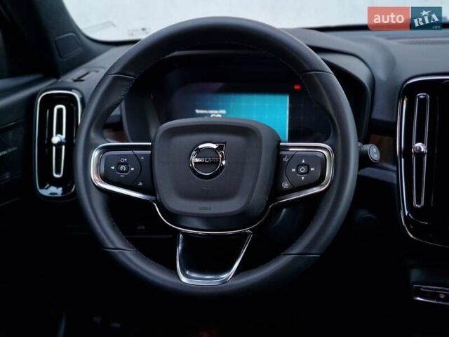 Чорний Вольво XC40 Recharge, об'ємом двигуна 0 л та пробігом 36 тис. км за 34990 $, фото 67 на Automoto.ua