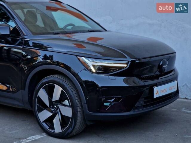 Чорний Вольво XC40 Recharge, об'ємом двигуна 0 л та пробігом 36 тис. км за 34990 $, фото 23 на Automoto.ua