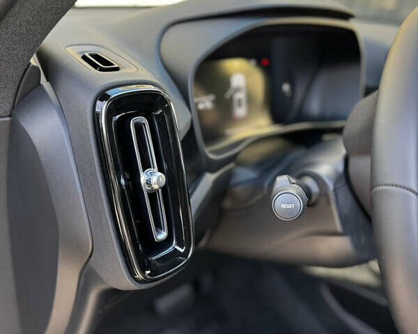 Черный Вольво XC40 Recharge, объемом двигателя 0 л и пробегом 33 тыс. км за 29999 $, фото 39 на Automoto.ua