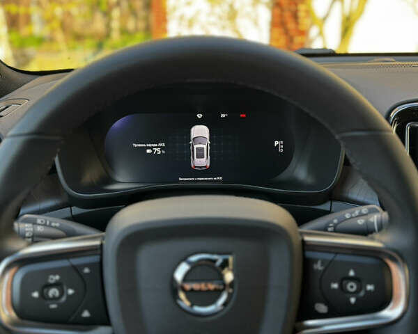 Черный Вольво XC40 Recharge, объемом двигателя 0 л и пробегом 33 тыс. км за 29999 $, фото 48 на Automoto.ua