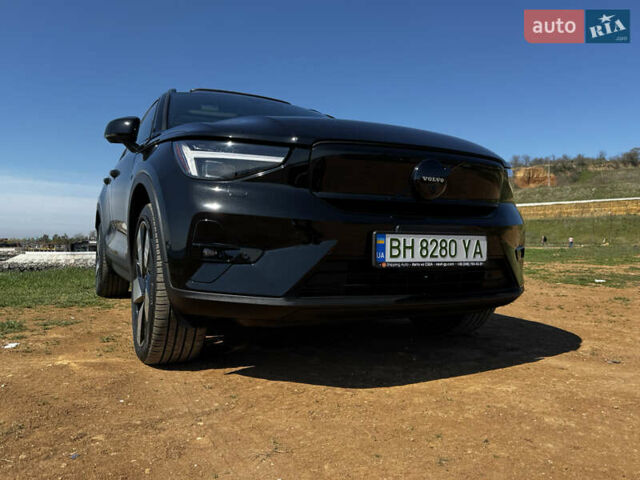 Черный Вольво XC40 Recharge, объемом двигателя 0 л и пробегом 36 тыс. км за 32000 $, фото 15 на Automoto.ua
