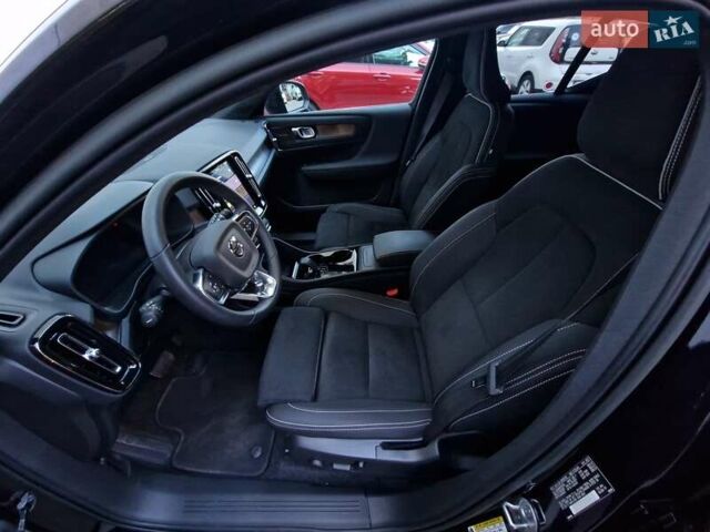 Чорний Вольво XC40 Recharge, об'ємом двигуна 0 л та пробігом 36 тис. км за 34990 $, фото 50 на Automoto.ua