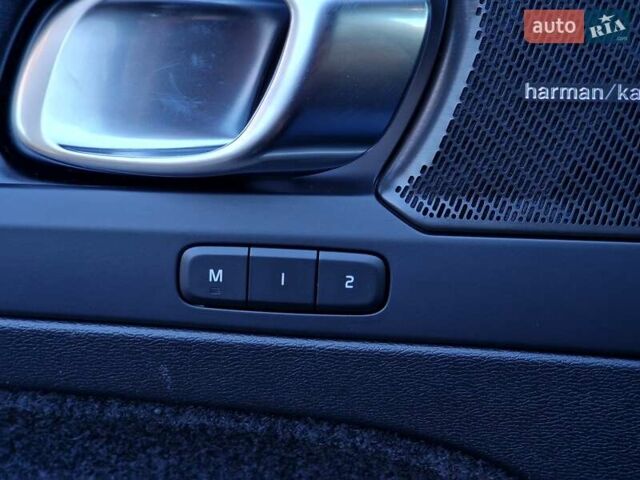 Чорний Вольво XC40 Recharge, об'ємом двигуна 0 л та пробігом 36 тис. км за 34990 $, фото 69 на Automoto.ua
