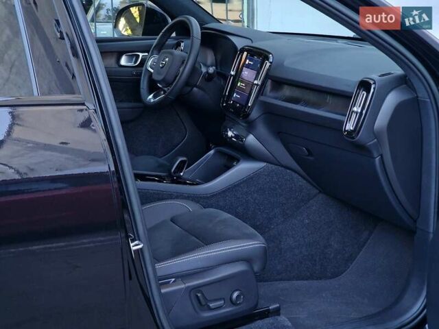 Чорний Вольво XC40 Recharge, об'ємом двигуна 0 л та пробігом 36 тис. км за 34990 $, фото 57 на Automoto.ua