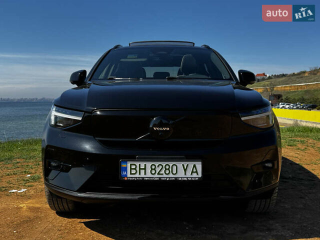 Черный Вольво XC40 Recharge, объемом двигателя 0 л и пробегом 36 тыс. км за 32000 $, фото 17 на Automoto.ua