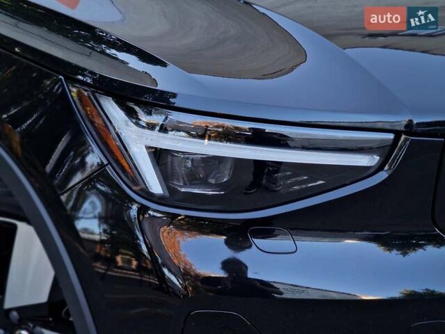 Чорний Вольво XC40 Recharge, об'ємом двигуна 0 л та пробігом 36 тис. км за 34990 $, фото 18 на Automoto.ua