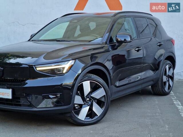 Чорний Вольво XC40 Recharge, об'ємом двигуна 0 л та пробігом 36 тис. км за 34990 $, фото 10 на Automoto.ua