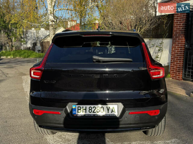 Черный Вольво XC40 Recharge, объемом двигателя 0 л и пробегом 36 тыс. км за 32000 $, фото 23 на Automoto.ua