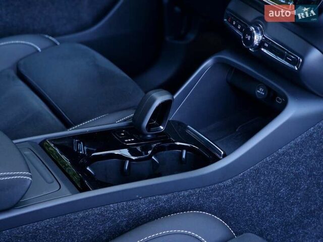 Чорний Вольво XC40 Recharge, об'ємом двигуна 0 л та пробігом 36 тис. км за 34990 $, фото 61 на Automoto.ua