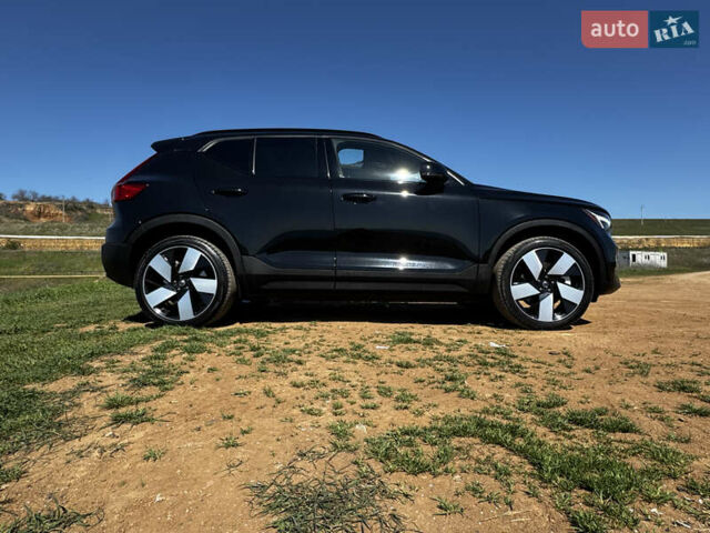 Черный Вольво XC40 Recharge, объемом двигателя 0 л и пробегом 36 тыс. км за 32000 $, фото 13 на Automoto.ua