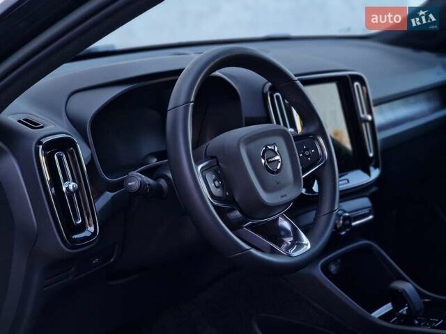 Чорний Вольво XC40 Recharge, об'ємом двигуна 0 л та пробігом 36 тис. км за 34990 $, фото 53 на Automoto.ua