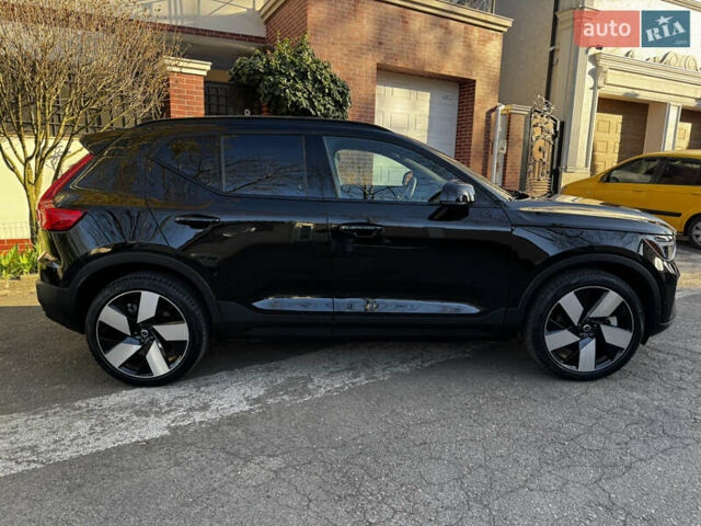 Черный Вольво XC40 Recharge, объемом двигателя 0 л и пробегом 36 тыс. км за 32000 $, фото 69 на Automoto.ua