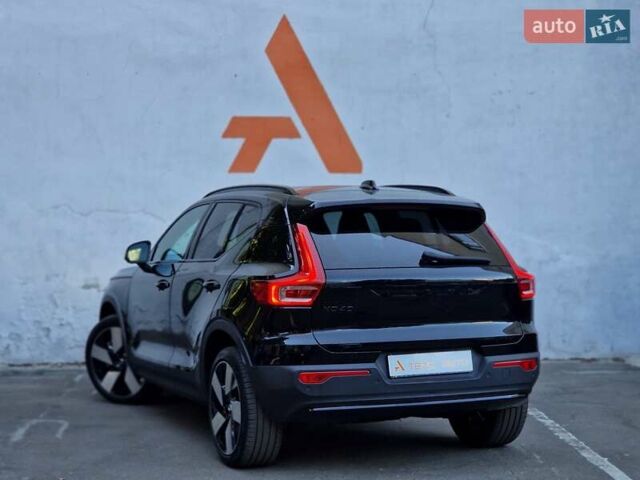 Чорний Вольво XC40 Recharge, об'ємом двигуна 0 л та пробігом 36 тис. км за 34990 $, фото 28 на Automoto.ua