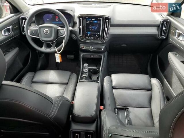 Чорний Вольво XC40 Recharge, об'ємом двигуна 2 л та пробігом 22 тис. км за 20000 $, фото 7 на Automoto.ua