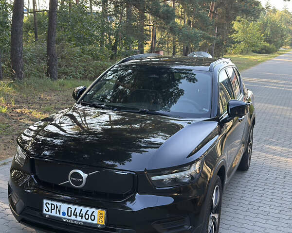Вольво XC40 Recharge 2023 в Ровно на Automoto.ua Черный Вольво XC40 Recharge, объемом двигателя 0 л и пробегом 50 тыс. км за 28300 $, фото 8 на Automoto.ua