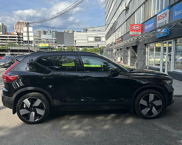 Черный Вольво XC40 Recharge, объемом двигателя 0 л и пробегом 29 тыс. км за 31300 $, фото 17 на Automoto.ua