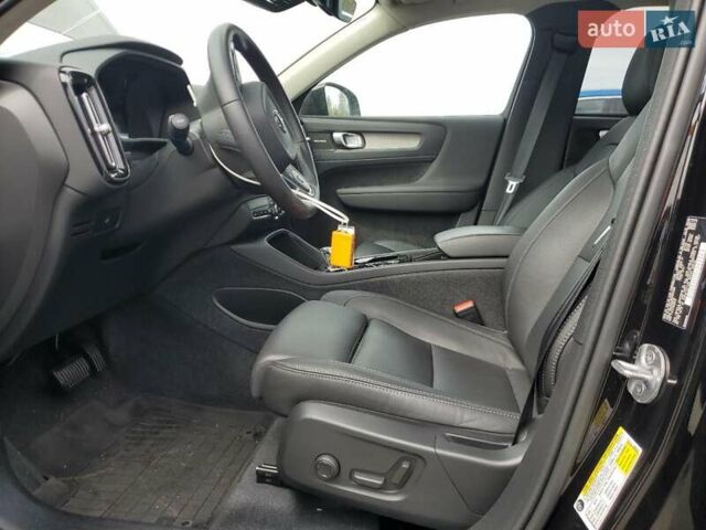 Чорний Вольво XC40 Recharge, об'ємом двигуна 2 л та пробігом 22 тис. км за 20000 $, фото 6 на Automoto.ua