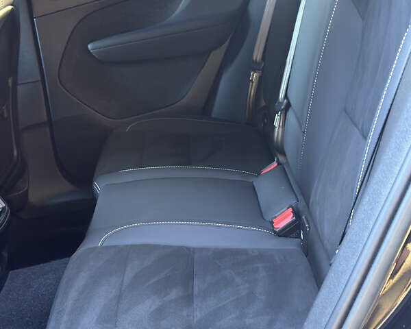 Вольво XC40 Recharge 2023 в Ровно на Automoto.ua Черный Вольво XC40 Recharge, объемом двигателя 0 л и пробегом 50 тыс. км за 28300 $, фото 34 на Automoto.ua