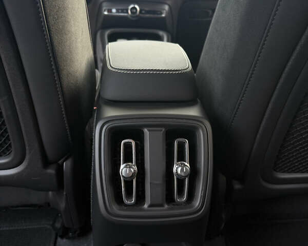 Вольво XC40 Recharge 2023 в Знаменке на Automoto.ua Черный Вольво XC40 Recharge, объемом двигателя 0 л и пробегом 15 тыс. км за 29500 $, фото 15 на Automoto.ua