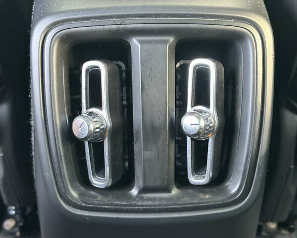 Черный Вольво XC40 Recharge, объемом двигателя 0 л и пробегом 29 тыс. км за 31300 $, фото 26 на Automoto.ua