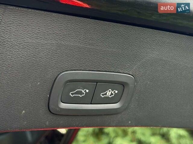 Чорний Вольво XC40 Recharge, об'ємом двигуна 0 л та пробігом 77 тис. км за 25500 $, фото 8 на Automoto.ua