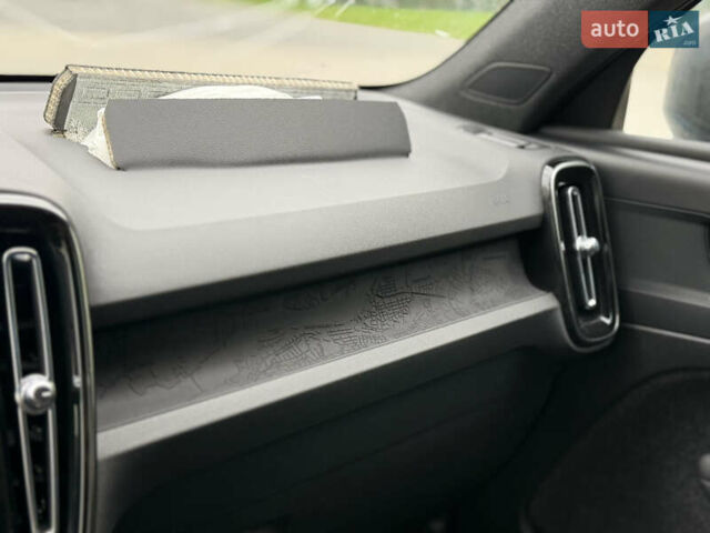 Вольво XC40 Recharge, об'ємом двигуна 0 л та пробігом 63 тис. км за 18600 $, фото 20 на Automoto.ua