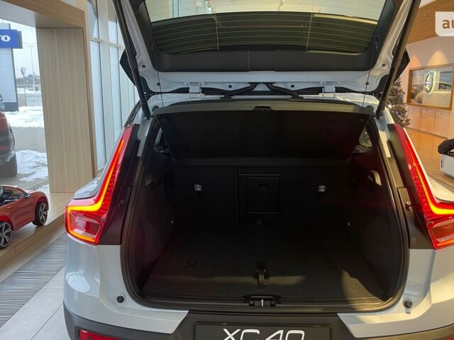 Вольво XC40 Recharge, объемом двигателя 0 л и пробегом 0 тыс. км за 55350 $, фото 6 на Automoto.ua