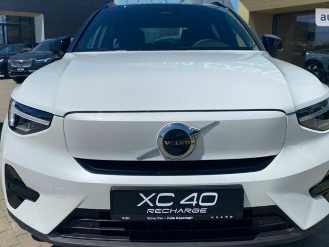 Вольво XC40 Recharge, об'ємом двигуна 0 л та пробігом 0 тис. км за 45556 $, фото 4 на Automoto.ua