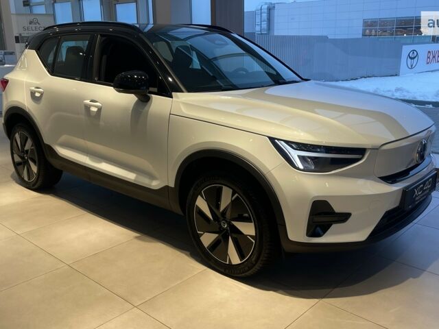 Вольво XC40 Recharge, об'ємом двигуна 0 л та пробігом 0 тис. км за 47346 $, фото 3 на Automoto.ua