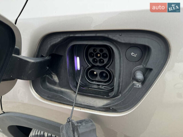 Серый Вольво XC40 Recharge, объемом двигателя 0 л и пробегом 193 тыс. км за 24500 $, фото 24 на Automoto.ua