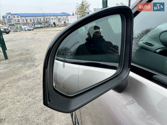 Серый Вольво XC40 Recharge, объемом двигателя 0 л и пробегом 193 тыс. км за 24500 $, фото 26 на Automoto.ua