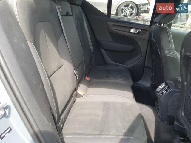 Серый Вольво XC40 Recharge, объемом двигателя 0 л и пробегом 47 тыс. км за 10800 $, фото 10 на Automoto.ua