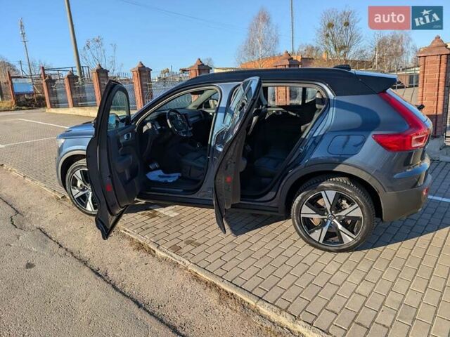 Синий Вольво XC40 Recharge, объемом двигателя 0 л и пробегом 21 тыс. км за 27200 $, фото 11 на Automoto.ua