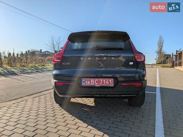 Синий Вольво XC40 Recharge, объемом двигателя 0 л и пробегом 21 тыс. км за 27200 $, фото 18 на Automoto.ua