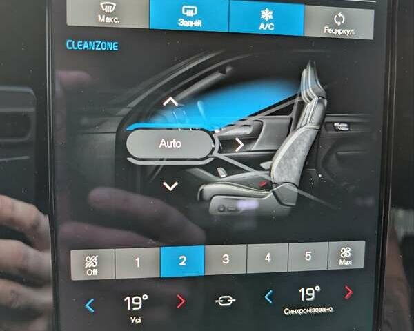 Синий Вольво XC40 Recharge, объемом двигателя 0 л и пробегом 21 тыс. км за 27200 $, фото 23 на Automoto.ua