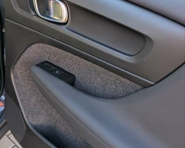 Синий Вольво XC40 Recharge, объемом двигателя 0 л и пробегом 21 тыс. км за 27200 $, фото 41 на Automoto.ua