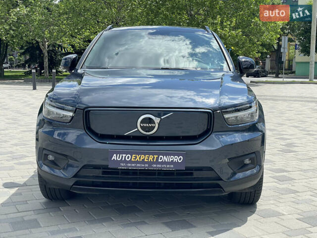 Синий Вольво XC40 Recharge, объемом двигателя 0 л и пробегом 29 тыс. км за 26300 $, фото 2 на Automoto.ua