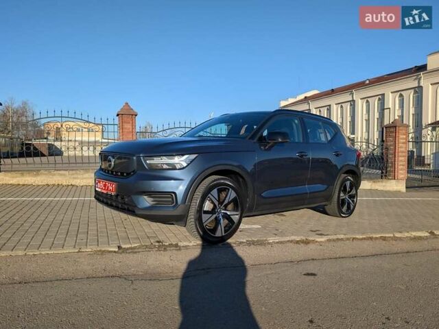 Синий Вольво XC40 Recharge, объемом двигателя 0 л и пробегом 21 тыс. км за 27200 $, фото 4 на Automoto.ua