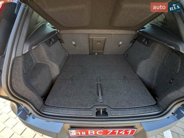 Синий Вольво XC40 Recharge, объемом двигателя 0 л и пробегом 21 тыс. км за 27200 $, фото 33 на Automoto.ua