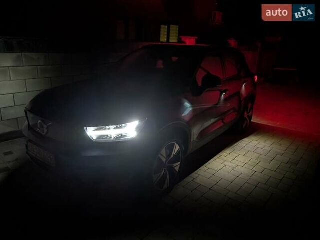 Синий Вольво XC40 Recharge, объемом двигателя 0 л и пробегом 21 тыс. км за 27200 $, фото 55 на Automoto.ua