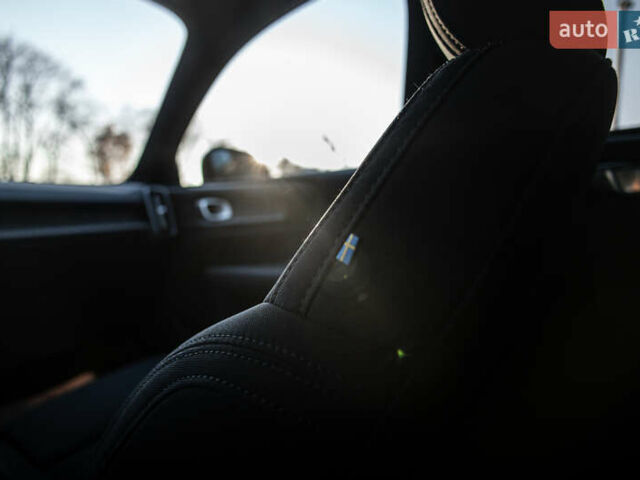 Синий Вольво XC40 Recharge, объемом двигателя 0 л и пробегом 158 тыс. км за 23800 $, фото 17 на Automoto.ua