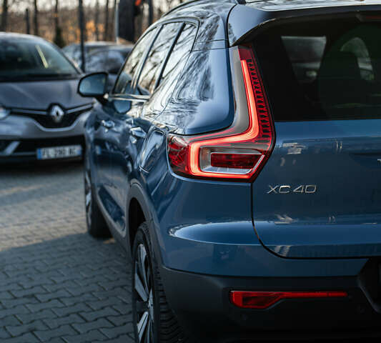 Синий Вольво XC40 Recharge, объемом двигателя 0 л и пробегом 158 тыс. км за 23800 $, фото 8 на Automoto.ua