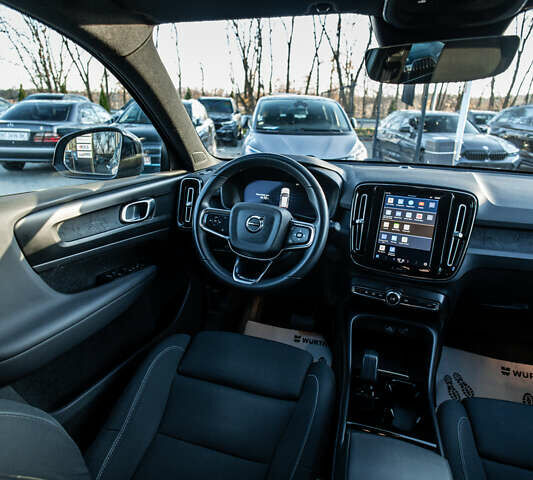 Синий Вольво XC40 Recharge, объемом двигателя 0 л и пробегом 158 тыс. км за 23800 $, фото 19 на Automoto.ua