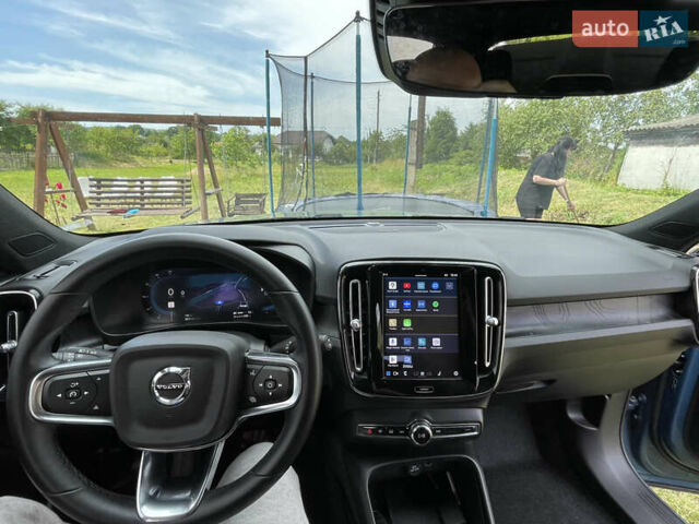 Синий Вольво XC40 Recharge, объемом двигателя 0 л и пробегом 19 тыс. км за 28100 $, фото 10 на Automoto.ua