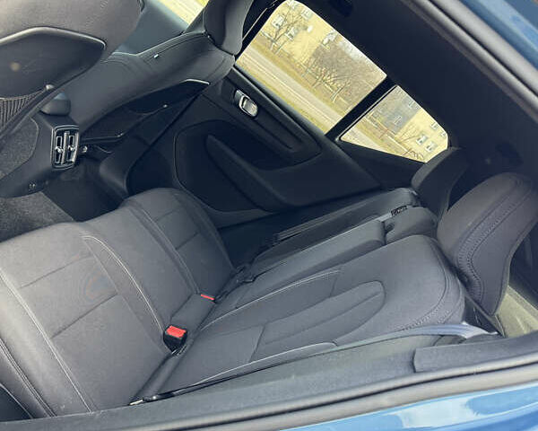 Синий Вольво XC40 Recharge, объемом двигателя 0 л и пробегом 23 тыс. км за 25300 $, фото 83 на Automoto.ua