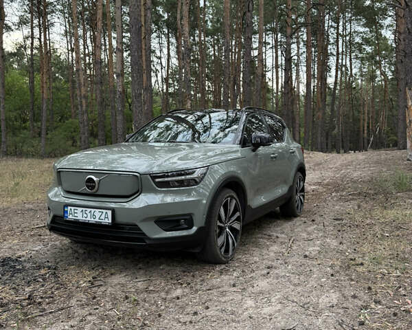 Зеленый Вольво XC40 Recharge, объемом двигателя 0 л и пробегом 43 тыс. км за 35999 $, фото 10 на Automoto.ua
