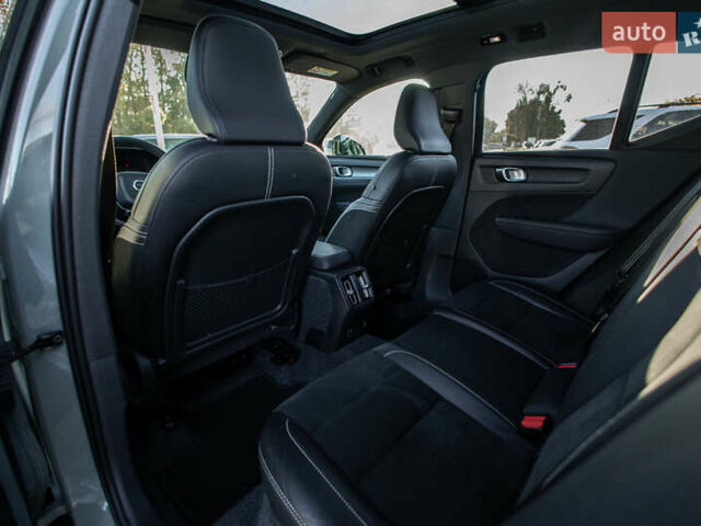 Зелений Вольво XC40 Recharge, об'ємом двигуна 0 л та пробігом 85 тис. км за 29800 $, фото 24 на Automoto.ua