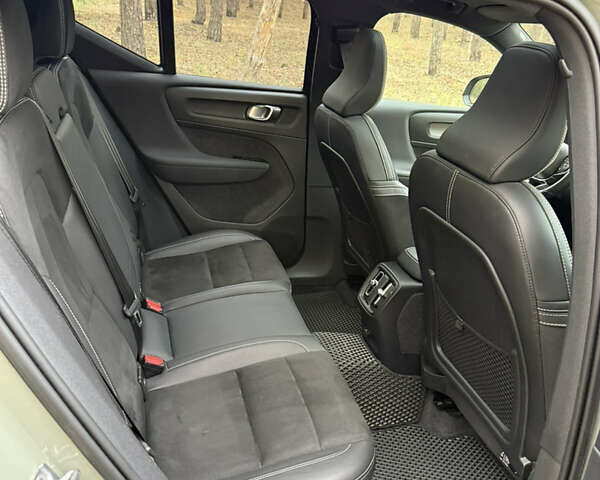 Зеленый Вольво XC40 Recharge, объемом двигателя 0 л и пробегом 43 тыс. км за 35999 $, фото 16 на Automoto.ua